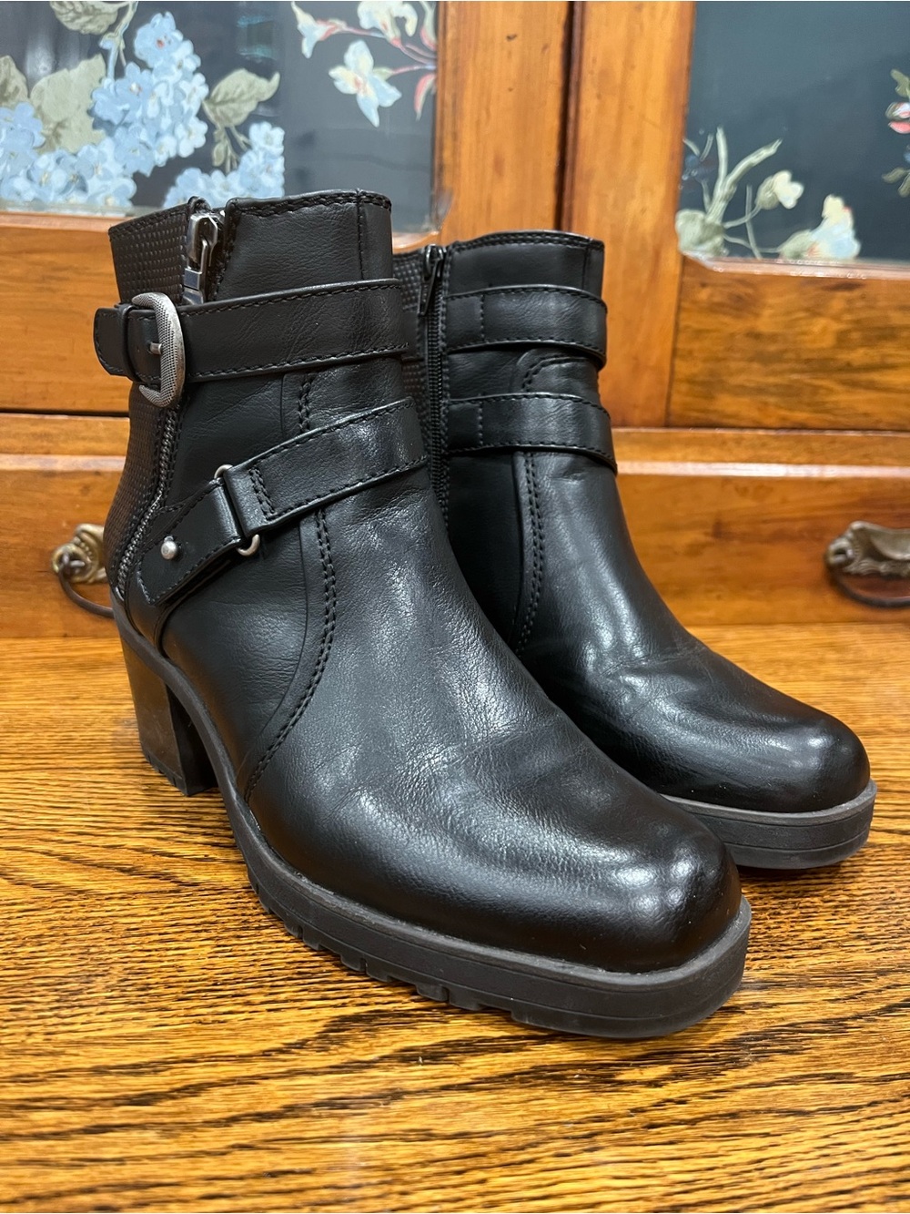 Baretraps Towanda Black Ankle Booties – Size 7.5 🖤 Fall Witchy Moto Edgy